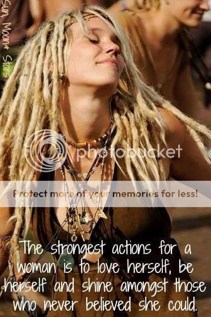 photo WOMAN STRONG_zps3napwvan.jpg